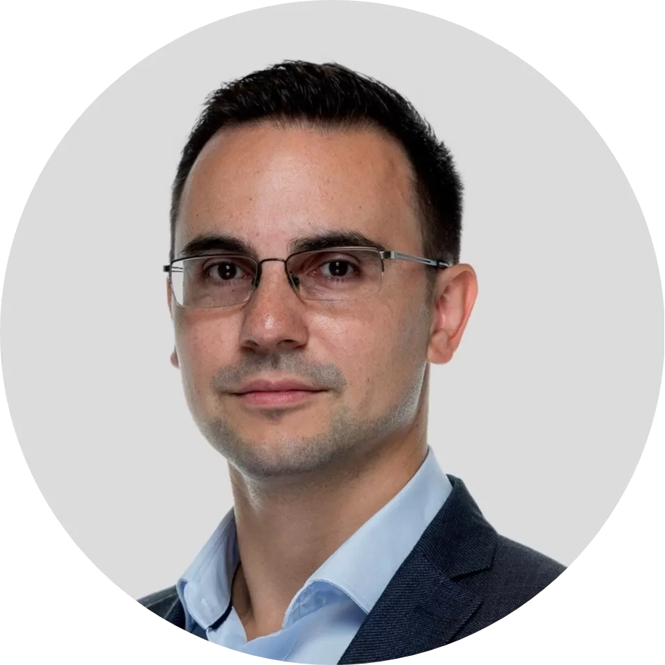 Robert Stoubos